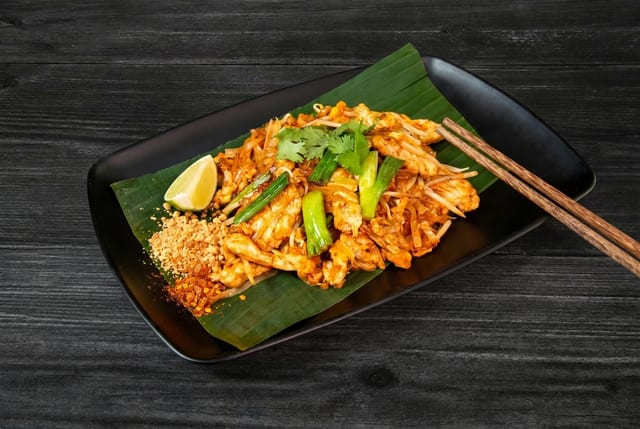 L pad Thai